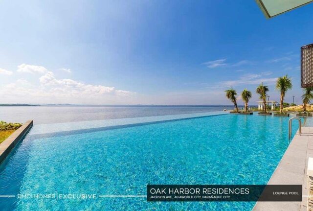 Oak Harbor Residences by DMCI Lounge Pool